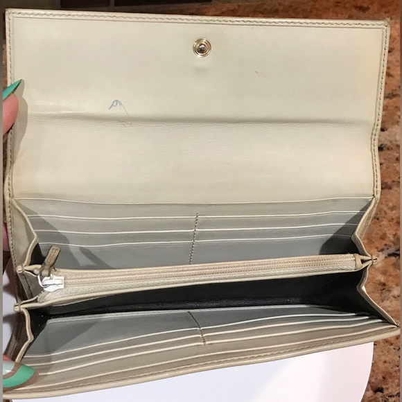 GUCCI Signature Canvas Prince Long Wallet 😍❤️ - Picture 7 of 17